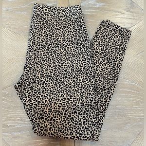 Stevie Legging size small